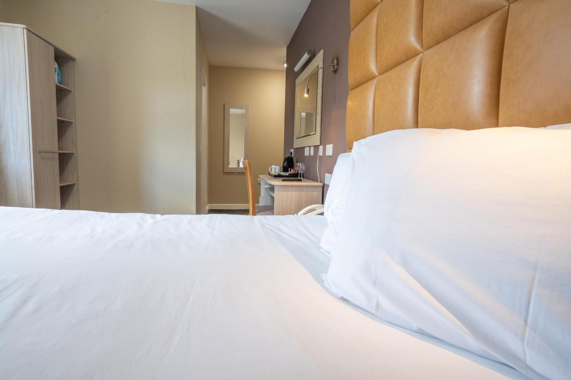 Skipton Hotel - Formerly Known As Hotel Rendezvous-Скиптън Екстериор снимка