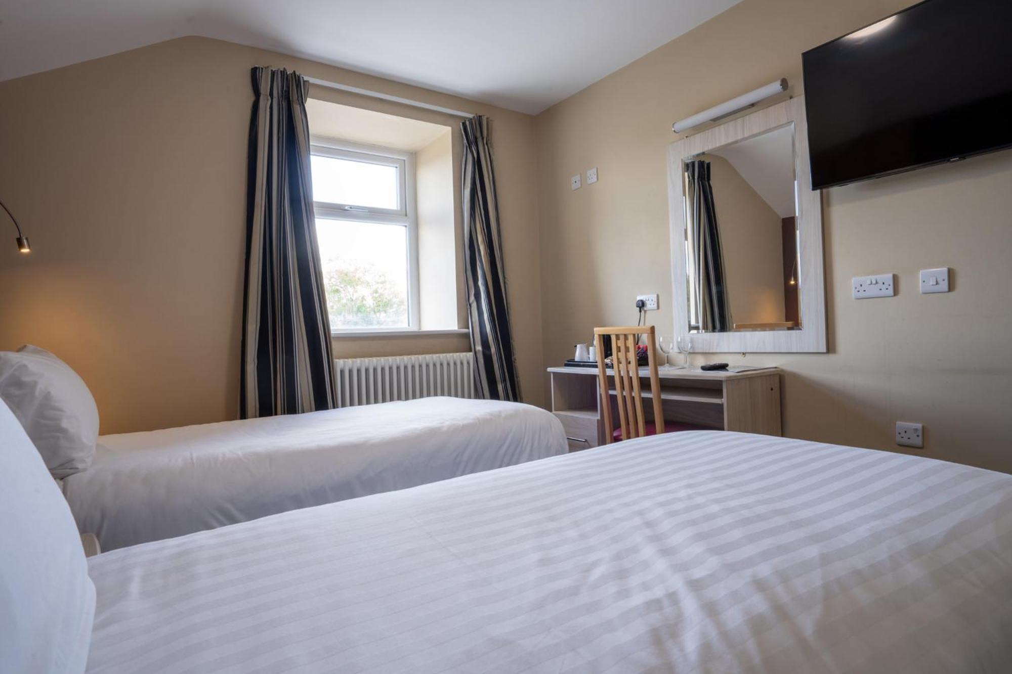 Skipton Hotel - Formerly Known As Hotel Rendezvous-Скиптън Екстериор снимка