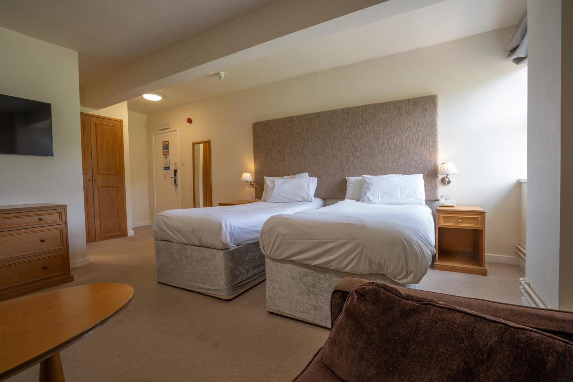 Skipton Hotel - Formerly Known As Hotel Rendezvous-Скиптън Екстериор снимка