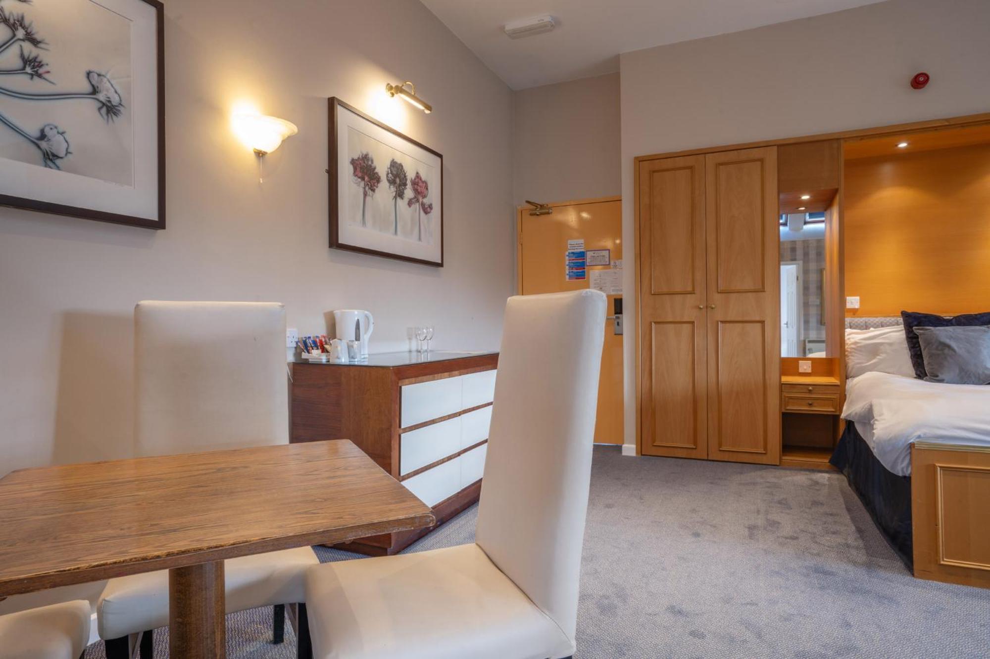 Skipton Hotel - Formerly Known As Hotel Rendezvous-Скиптън Екстериор снимка